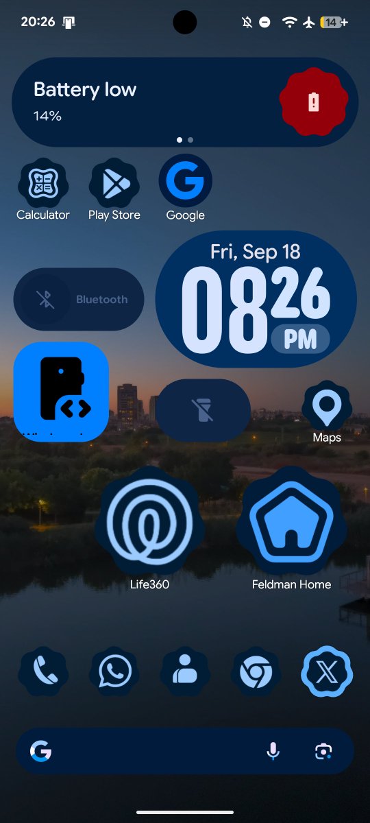 ofercraft's tweet photo. @androidcentral When you are beta testing your own launcher 😭 https://t.co/CKMBMckC92