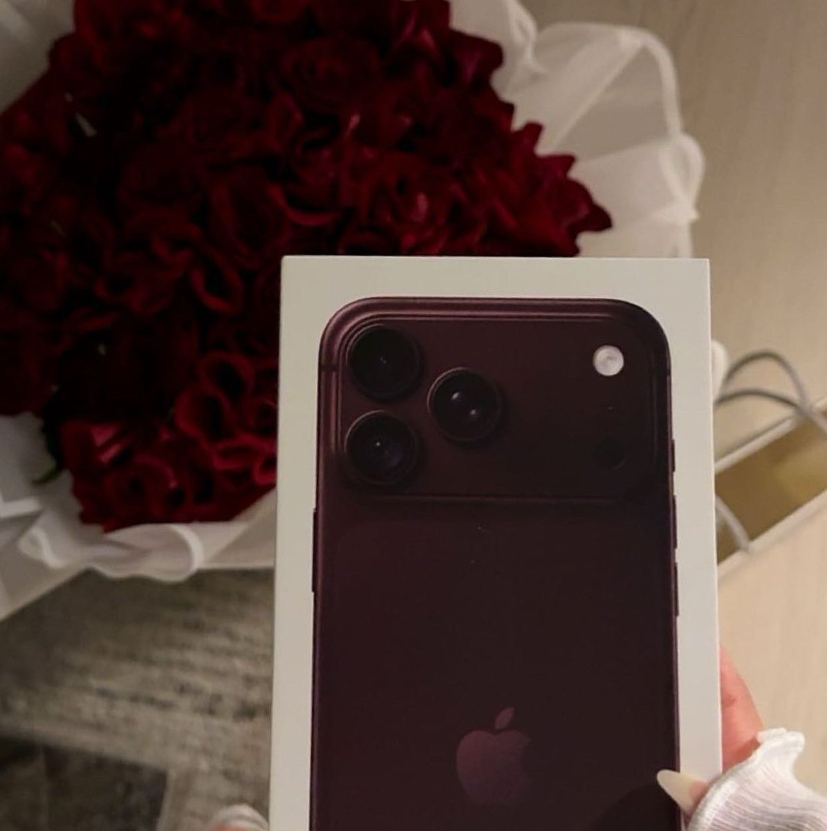 amiiix3_'s tweet photo. 𝖧𝖾𝗅𝗅𝗈 𝗆𝗒 𝖣𝖺𝗋𝗄 𝖢𝗁𝖾𝗋𝗋𝗒 🍒 https://t.co/XoGfUxv83s