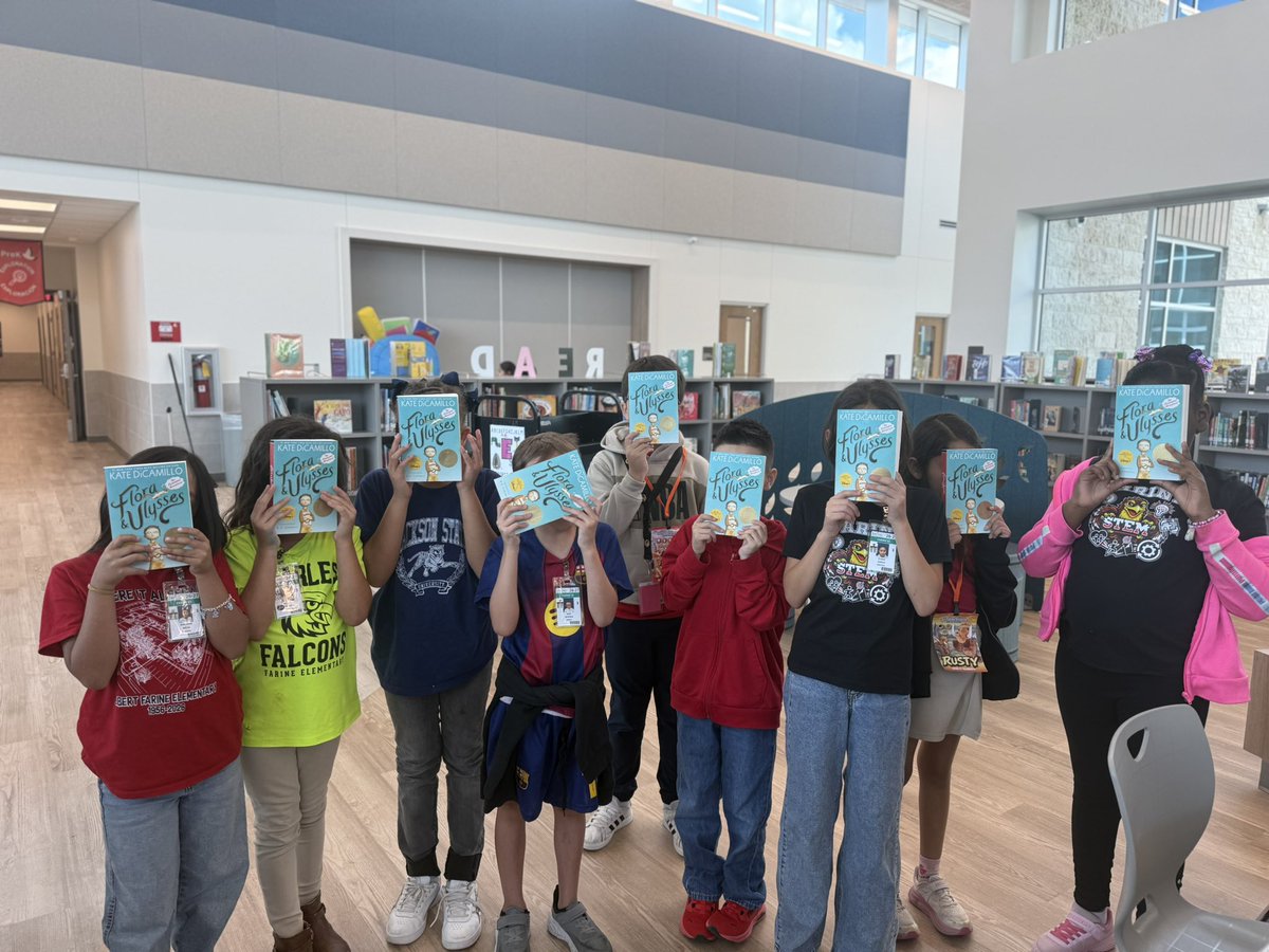 MandiKMartinez's tweet photo. Friday clubs are in full force this week! @ES_Farine falcons met for Chomp Club and Book Club! @IrvingISD @IrvingLibraries https://t.co/6gBauCYH6A