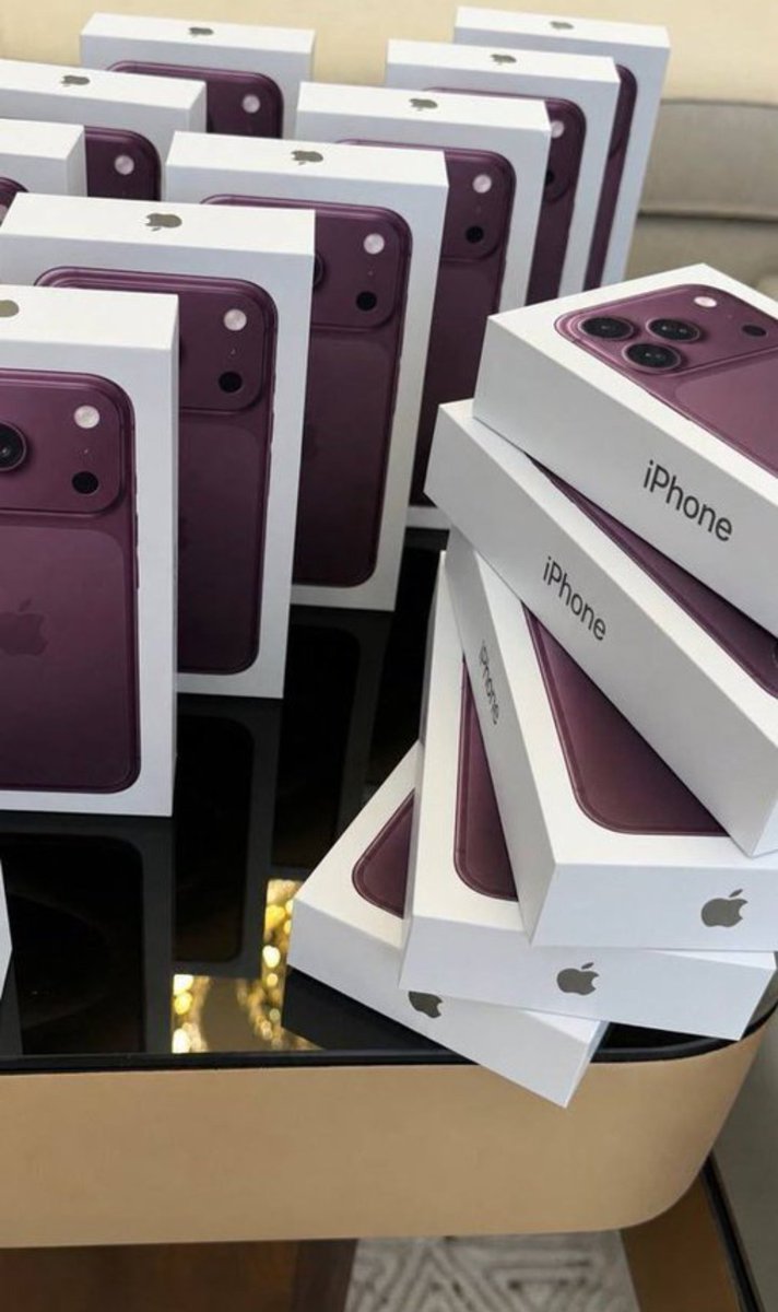 Crypto_guyy_'s tweet photo. I'm giving away a brand new iPhone 18 Pro Max! 🍎🔥

In exactly 24 hours, I'll randomly select 5 people from the replies as winners.

Rules: Follow me, like this post, comment "18" and follow me.

Global shipping 🌍

Thanks and good luck! ❤️❤️ https://t.co/ESGbK0J1os