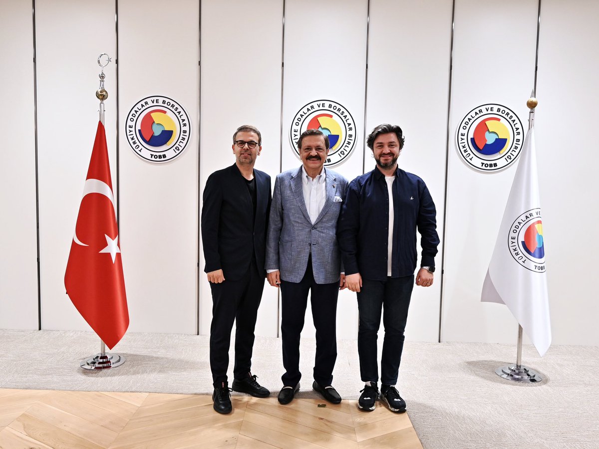 RHisarciklioglu's tweet photo. Ankara Ticaret Odası Meclis Üyemiz Turan Öztürk ve Ankara Ticaret Odası Bilişim Teknolojileri Meslek Komitesi Başkanımız Gökhan Ertek’i Birliğimizde ağırladık. Nazik ziyaretleri için teşekkür ederim. https://t.co/i0J4hirMhd