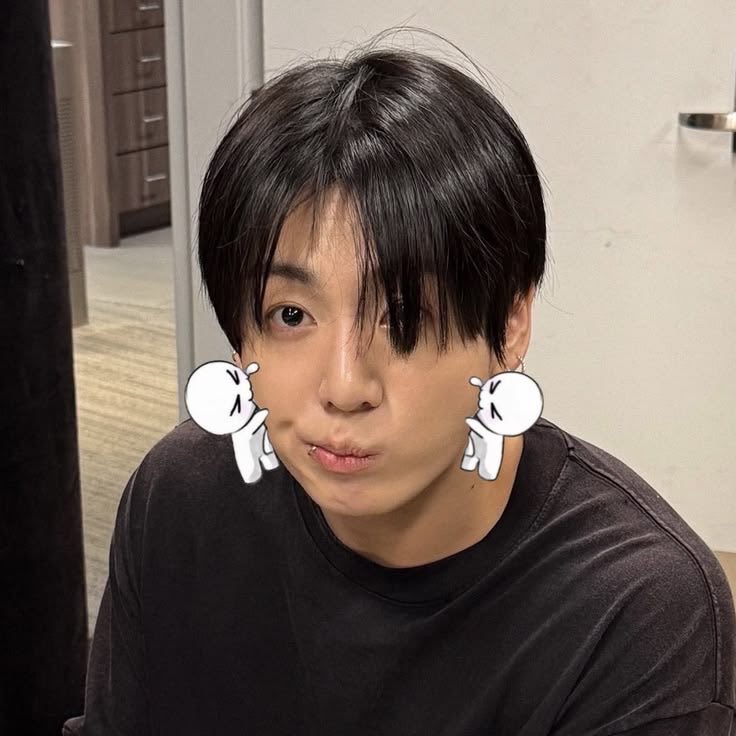 kyoototo's tweet photo. busco #mutis   !
 
               ella  /   18   ଓ

 (   #kpoptwt #stantwt #wlw #animetwt  )ㅤ
 ࣪   ults:   bts, twice, lesserafim, ateez .  ᥬᩤ   ݁  ˖

      ♡  ノ  ↻   =   mutuals4ever https://t.co/1U5Xj2TA5N