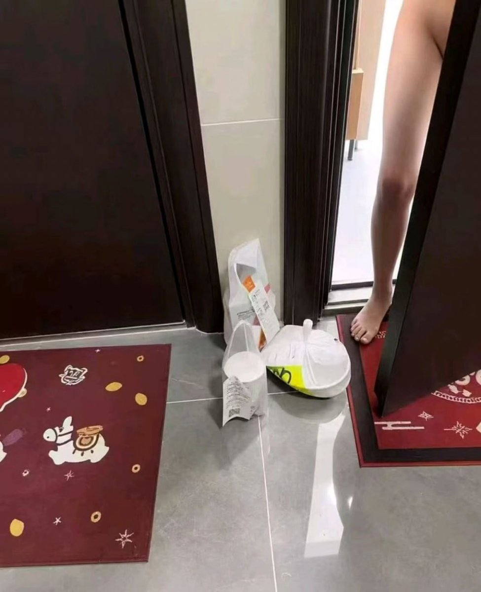 angela60xe1's tweet photo. 真有网友遇到过这种事啊，太吓人了😱
居然真有人碰到过，简直可怕😱 https://t.co/38hiLFEUrZ