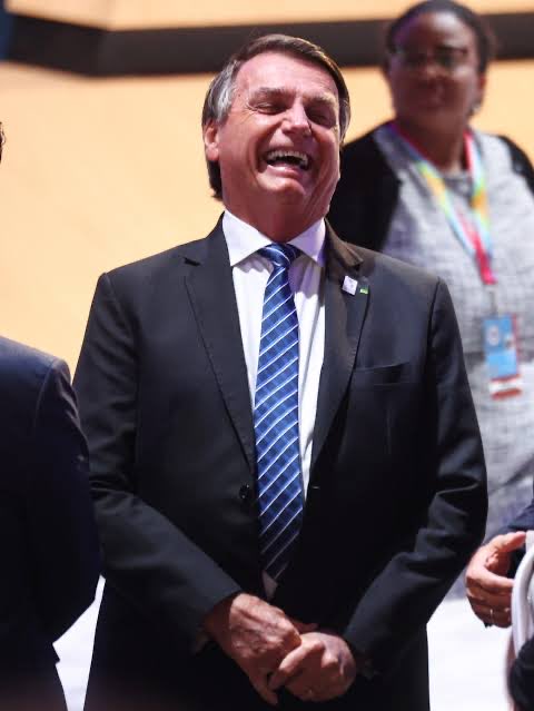 velhonarval's tweet photo. A incomível vs o imbrochável
Os dois a 60 km https://t.co/7diTSPHxRe