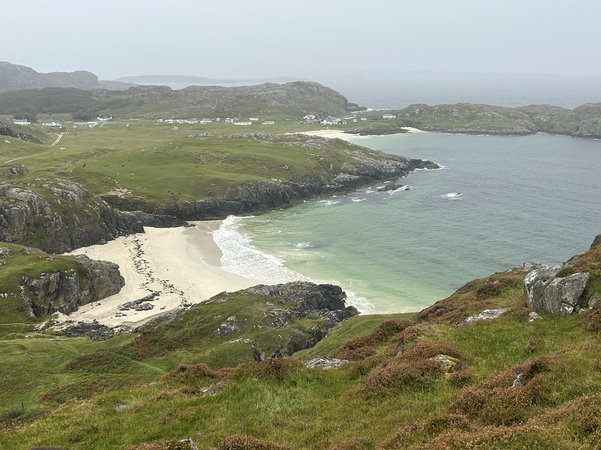 Northlakesuk's tweet photo. Friday afternoons soggy adventure after a wander at little Assynt I drove to the coast to Achmelvich and had a wander along the coast in the glorious rain despite soggy boxer shorts this was a nice walk to Port Alltan Na Bradhan 👍 🥾 🥾 https://t.co/QHayFshm8m