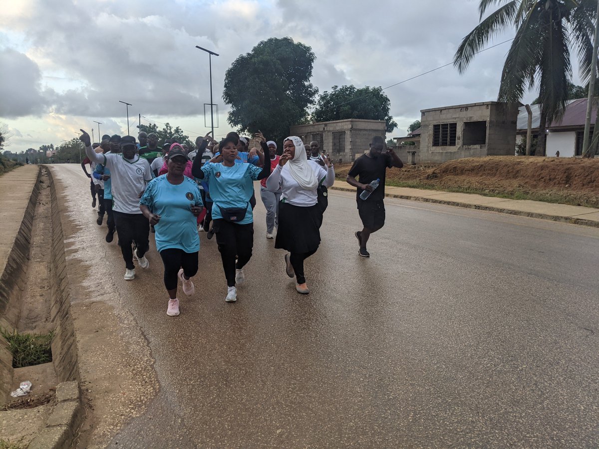 JilalaKenny's tweet photo. Kesho ni Jumamosi Ya Watumishi Wa Hospitali Ya Rufaa Kanda Ya Kusini Mtwara Kufanya Mazoezi na Wanamtwara ili Kuendelea Kuhamasisha Wananchi kufanya Mazoezi ili kujenga Afya Bora Ya Mwili na Afya Ya Akili.
Ni kuendelea kujikinga na Magonjwa Yasiyoambukizwa. https://t.co/ozMv0Gjghv
