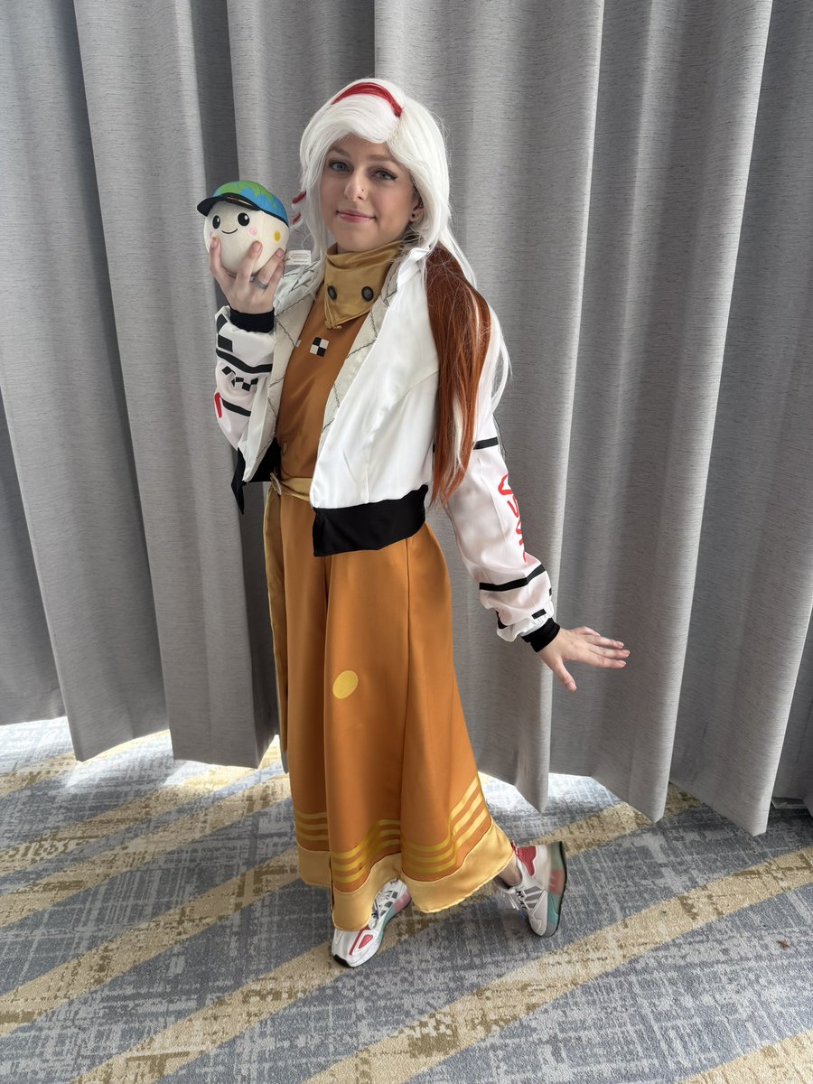 Hopeless__night's tweet photo. Actually Artemis post now! I’m so happy with how this turned out!!! And of course I have rise with me too! More photos coming soon! 

Cosplay based on Artemis art from @sbarky38 

#nasaartemis #cosplay #cosplayer #artemiscosplay #nasa https://t.co/Gg6fHnWHPv