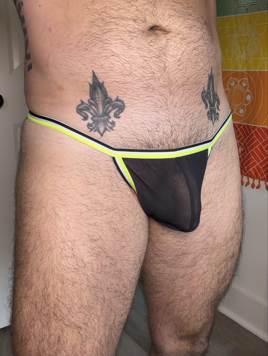 JsTreasure's tweet photo. Thongs! For sale #mensunderwear #gaymen Dm me with special requests https://t.co/aIcoPEWF8C