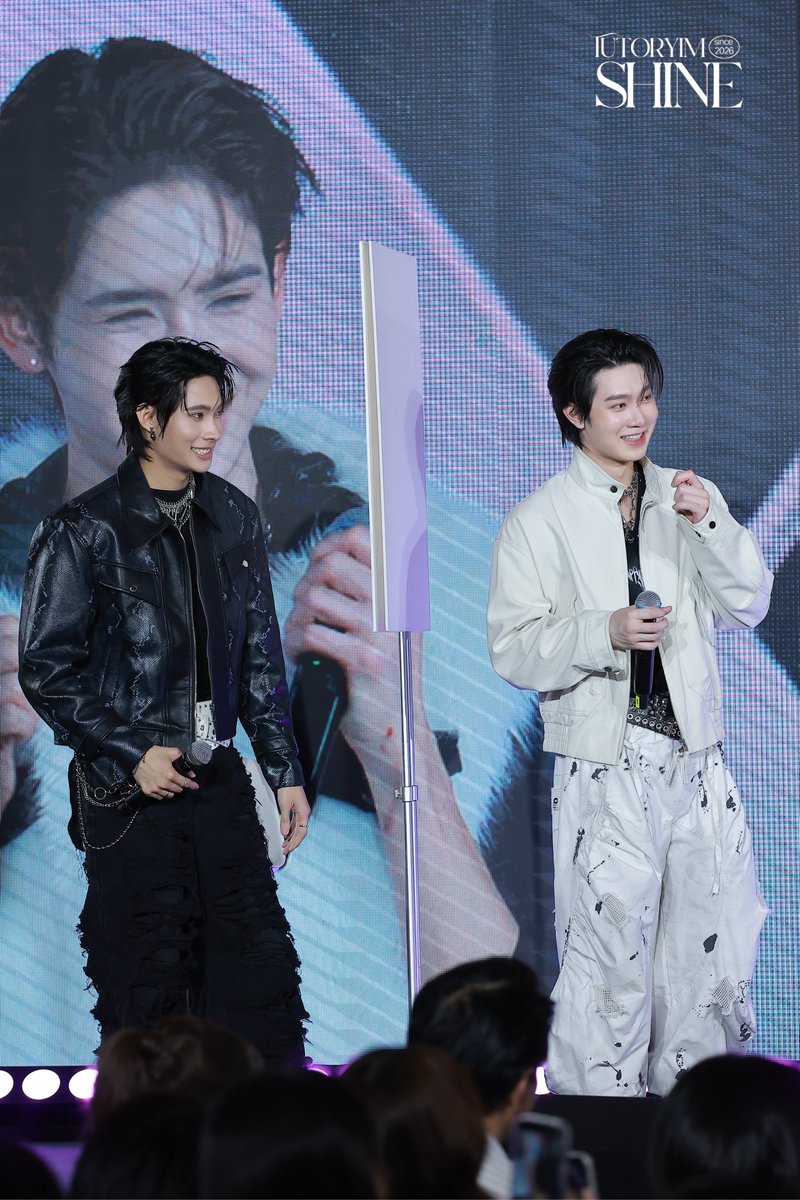 tutoryimbr's tweet photo. TutorYim no Labx grand opening dexx the experience dia 15/09/26.(Cr na imagem)
Muito amoor 🥰
#TutorYim
#LABXxDEXXGrandOpening
#มีXต้องมีDEXX https://t.co/Ahas67ENRy