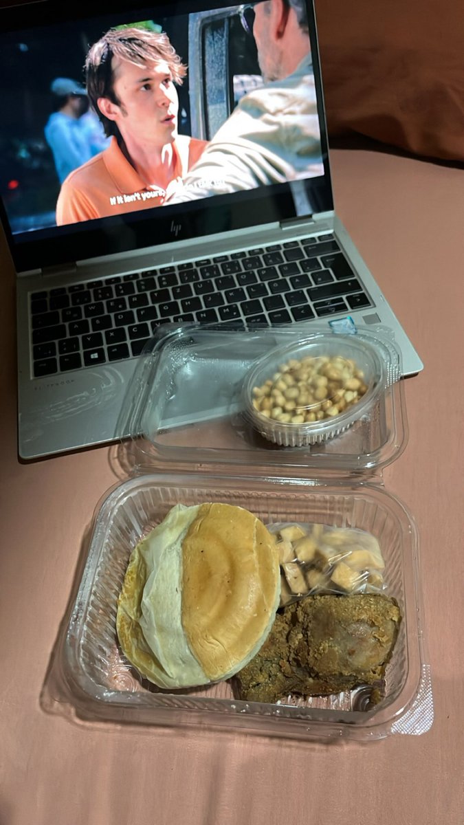 KwabenaSakyi__'s tweet photo. Life of a young TA🥳😹 https://t.co/SSCZo3ICXA
