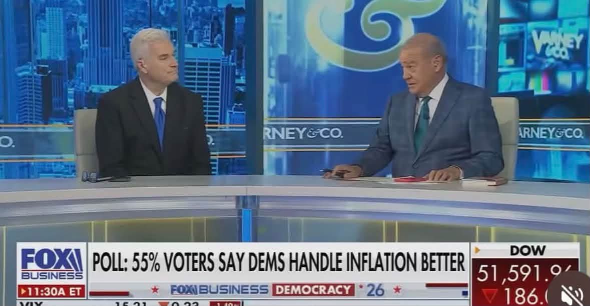 ChapinForMN6's tweet photo. I went to vote today.
At home. In Minnesota.
Tom Emmer went on FoxBusiness.
In a studio. In New York City.
Choose your fighter.
46 days until Election Day.
#FlipThe6th #LFG #ReadyForBetter https://t.co/bQhReQ5S51