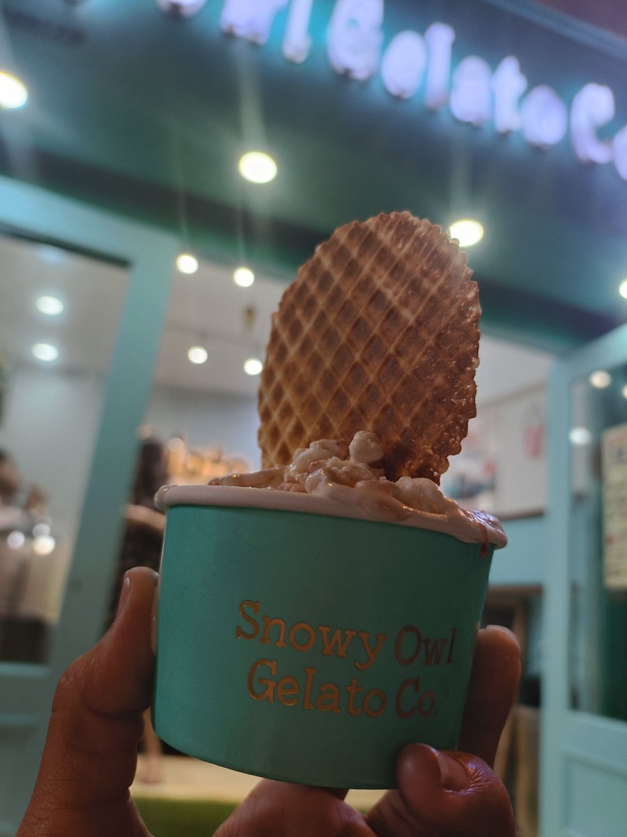 SanayaKhannn's tweet photo. Scoops of happiness from Snowy Owl Gelato Co. 🍧✨...
#Mussoorie ❤️🤌Mall road https://t.co/YTySsMTNju