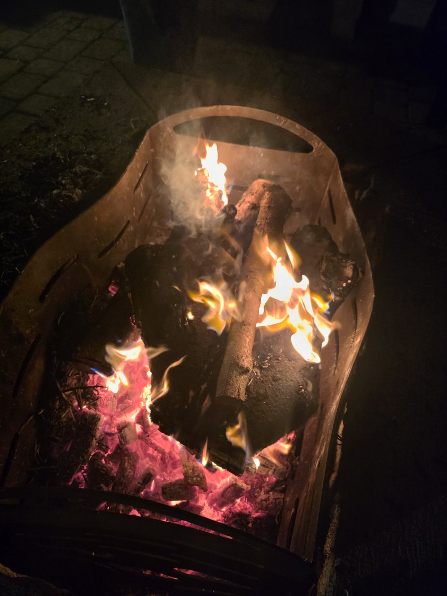 CngMkr's tweet photo. fire https://t.co/xbAsnsaP7q