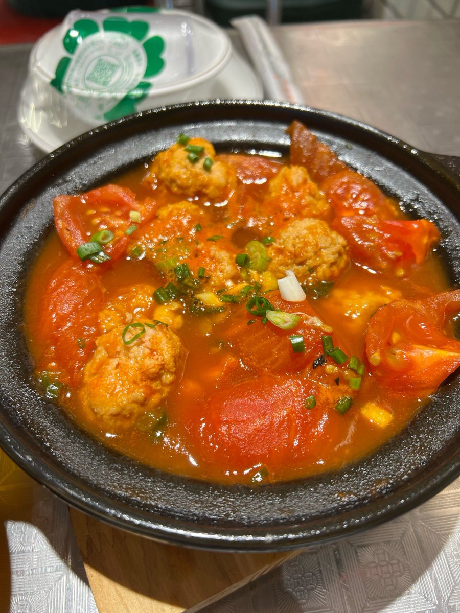 graesur's tweet photo. Late-night stall’s warm miso soup warms the chill of city’s quiet streets, one steamy bowl at a time. ， https://t.co/3UbNefSZ17