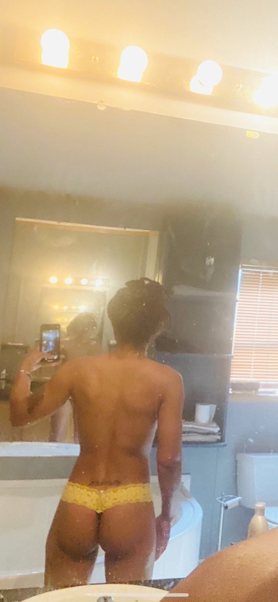 TundALiebhaber's tweet photo. Shoutout to the sexy 
🍒🍑 @Diamond69G 🍑🍒
Follow this naughty woman for more naughty content 😈 https://t.co/nIViUGxn8X