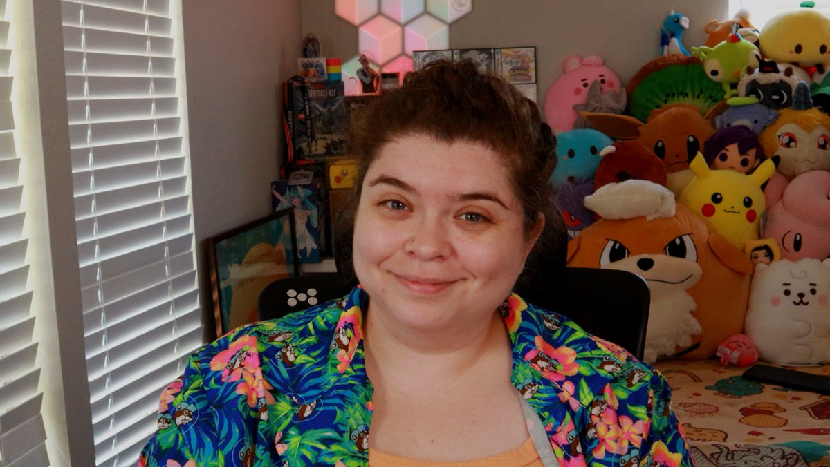 Kiwisnstars's tweet photo. It's Twitch Rivals day!! We're starting off in the GRWM category to try and get some makeup on this face before it's GAME TIME!!! 

TRYING TO SPEEDRUN THE MAKEUP PART LFG!

https://t.co/sprpKurMV8 https://t.co/Mhue9zEgdY