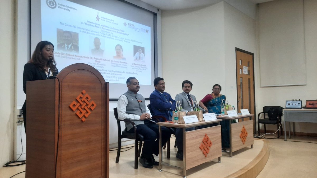DaveSolanki's tweet photo. Glad to have moderated a panel discussion &amp; shared the dais with Commodore Srikant Kesnur (Retd.), Commodore (Dr) Pramod Kulkarni, Prof. Aruna Kammila on the theme, “Navigating the Geopolitical Flux: Implications for Maritime Trade, Security and Ocean Governance.@REVAUniversity https://t.co/ejEnjMB92d
