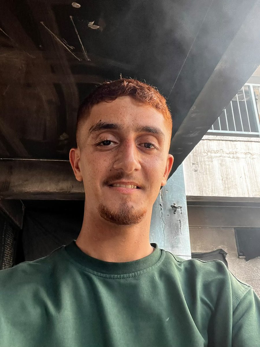 synlmry44226043's tweet photo. Will you leave me as a student who wants to achieve his dream of becoming a doctor and whose family is a victim of Israel? 🙏😭👇
https://t.co/odBT0b7cG0 https://t.co/Qo8V91VTgU