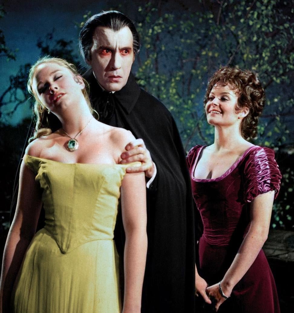 inthestair333's tweet photo. I'm no Doctor of Vampireology. Well, not since they took my licence. But I don't imagine this will end well for Roy Kinnear.
#dracula #norks https://t.co/KDvCpWd0QI