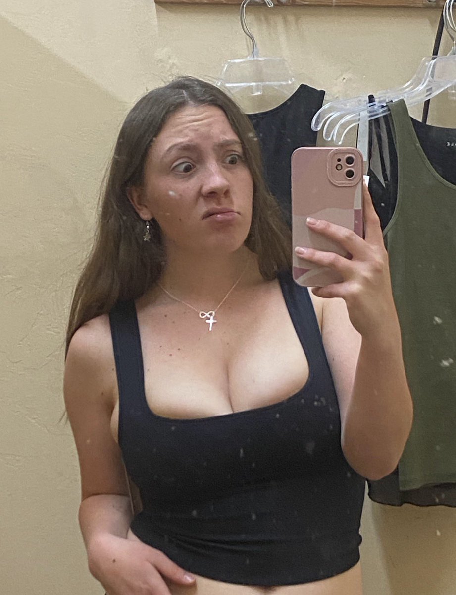 ReeceLoverXXX's tweet photo. Wanna see more and trib my big tit innocent gf dm me https://t.co/mVtVOJxLfq