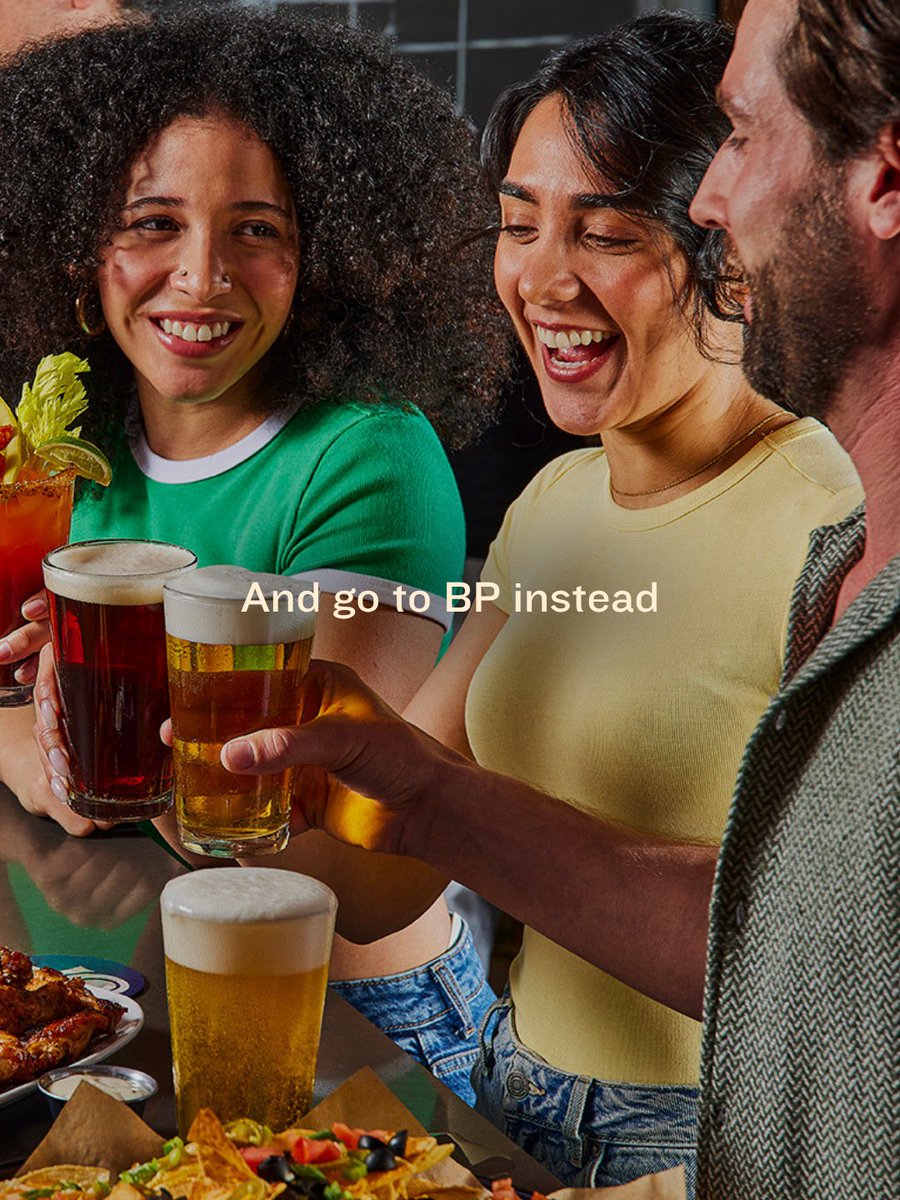 bostonpizza's tweet photo. we both know what the right choice is.
#LateNight #LateNightCravings https://t.co/yqJQ3Mx5ID