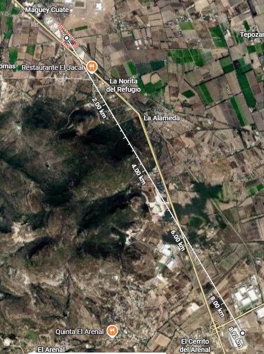 Vherga01's tweet photo. @PFifiona No me cansaré de decirlo: 
A 9 km de la base de la @GN_MEXICO_ y no lo vieron?
A pie de carretera y nunca se preguntaron de quién era?
Hasta aparece el Google Maps como parte de @Grupo_SIMSA. Increíble su estupidez al pensar que vamos a creerles que no sabían nada. https://t.co/Lu7TnlDAAB