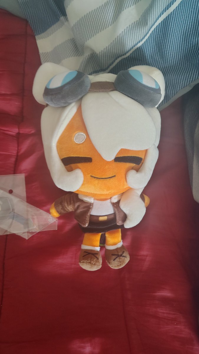 AmayaDJVT's tweet photo. My @luxintrus plushie has arrived! 
1 in 1000 here xdx https://t.co/7RRYceHAot