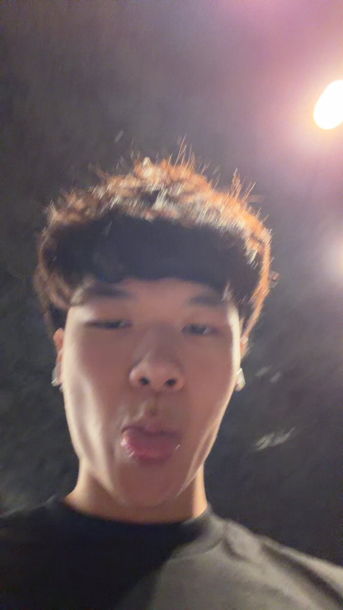 jojopyunlol's tweet photo. SEE YOU AT WORLDS NA https://t.co/2EIJ1kNZDw