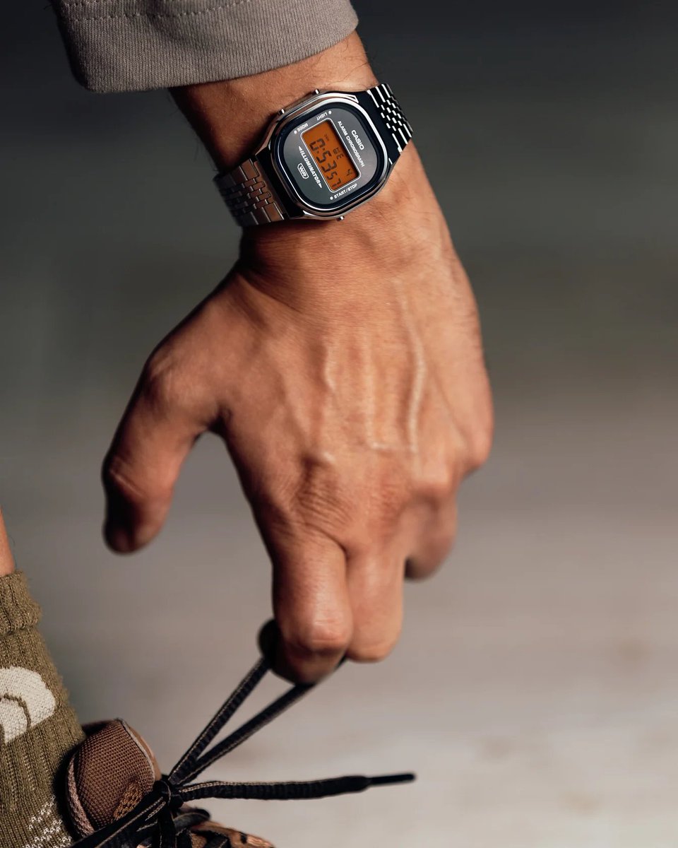 kotecinho's tweet photo. Apricot A140 Limited - Modified Casio Watch
EON Watches