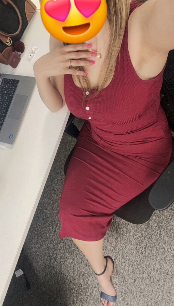canlewo75's tweet photo. İş yerindede hic akıllı durmuyor. #cuckoldtürkiye #cuckoldkocaları #enses #gavat #cuckoldçiftler #sikiş #gavatkoca #pornoizle #göttensikiş #cuckold https://t.co/XPz8LS9KI9