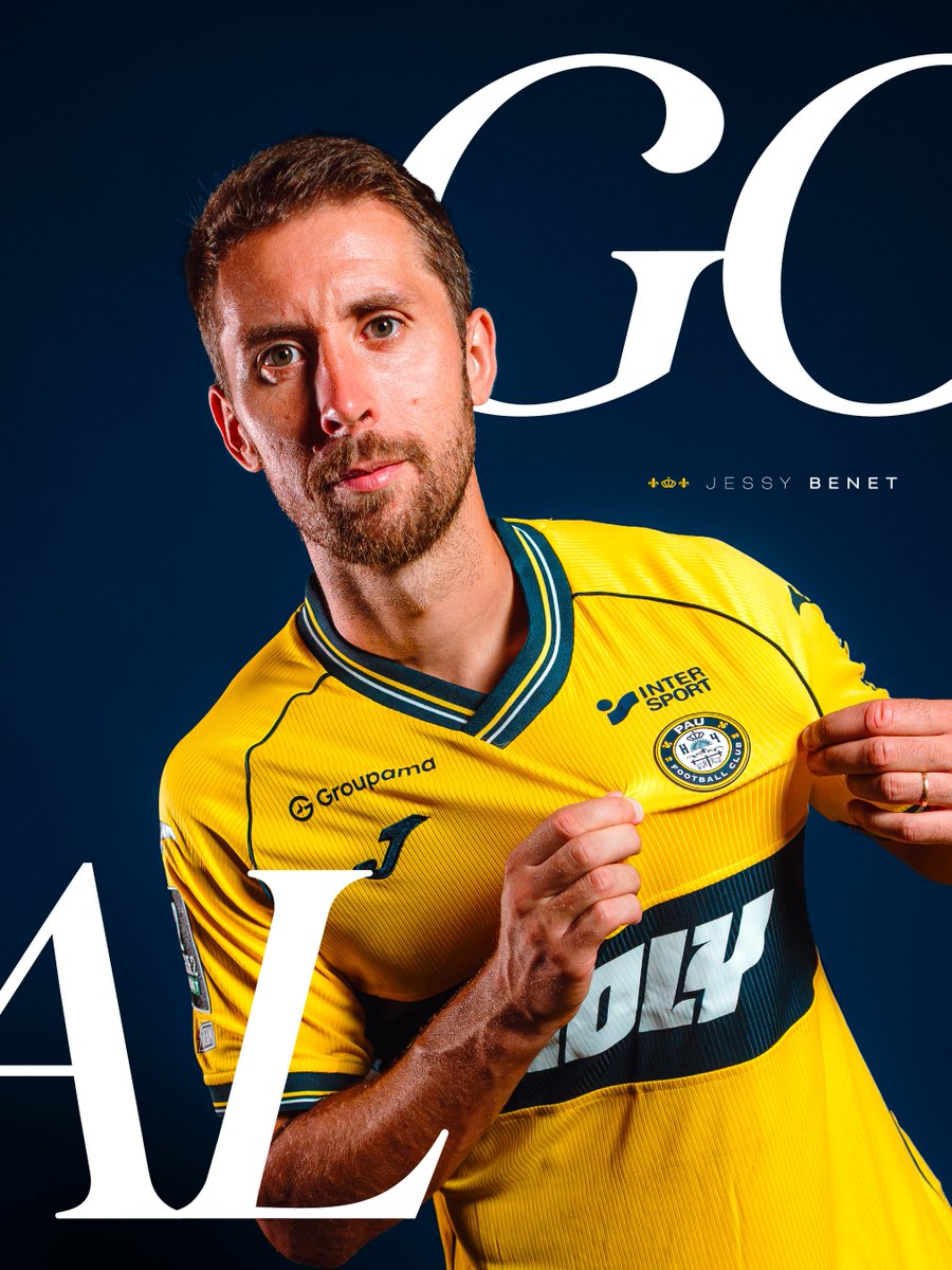 PauFootballClub's tweet photo. Sur penalty, Jessy Benet ouvre le score et inscrit son premier but en Béarn 👑
#PAUFCUSLD #RésolumentPalois https://t.co/zJ5F3G5Jpo
