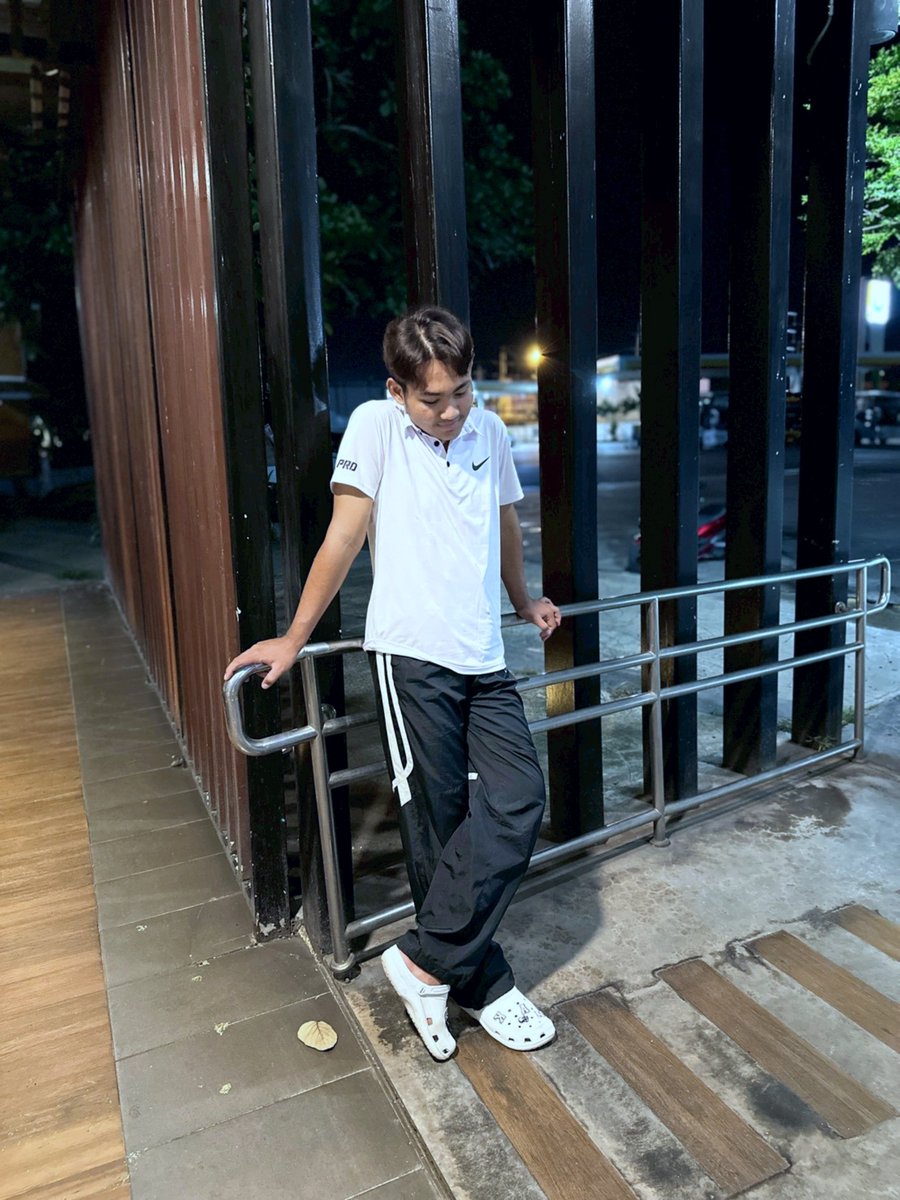Kna___00's tweet photo. ไม่มีหรอกคำบรรยาย   มีเเต่ไอดีไลน์จะเอาม่ะ🤪
#โคราช #เมืองโคราช #ซอย30กัน https://t.co/l7aFiDGhLm