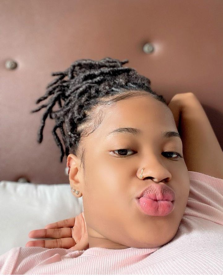 Babychasteqen's tweet photo. My WhatsApp number is 
+2348137194204 https://t.co/kxil0SoVPN