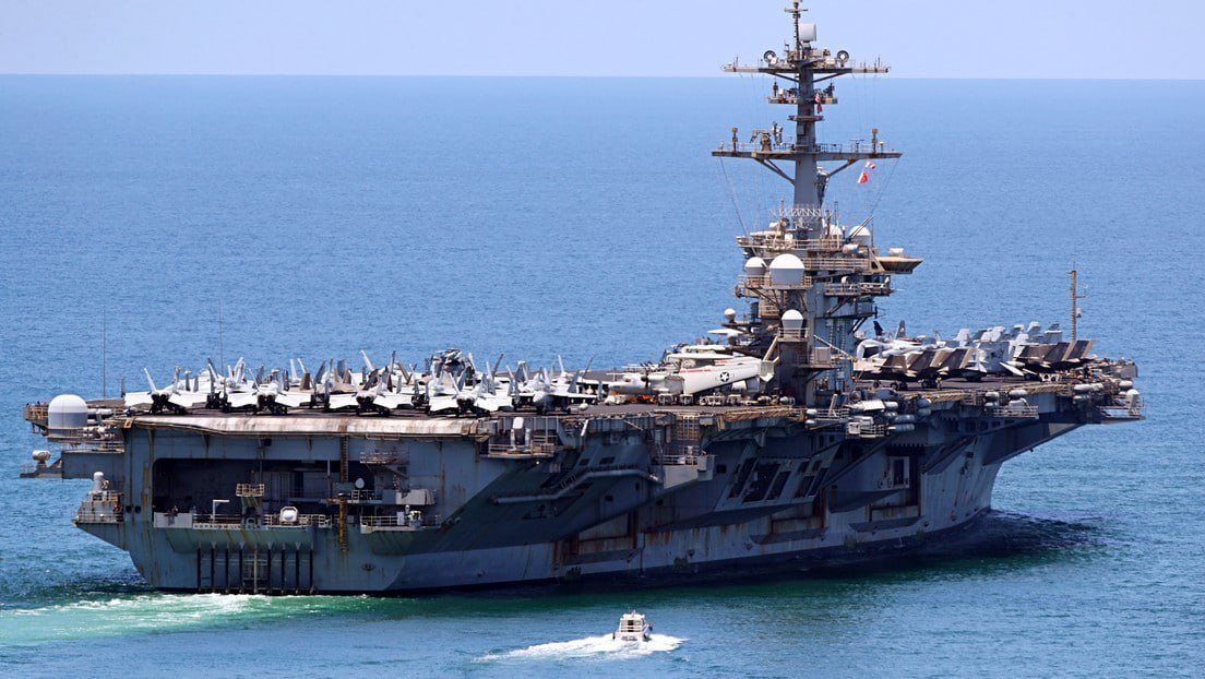 AecioEscalante's tweet photo. EEUU siendo EEUU!...

Descubren narcotráfico a bordo del portaviones USS Abraham Lincoln, que participó en la guerra con Irán

Dos exmiembros de la tripulación fueron imputados por vender cocaína, fentanilo y oxicodona dentro del portaviones estadounidense durante años. https://t.co/IynDyhUaRt