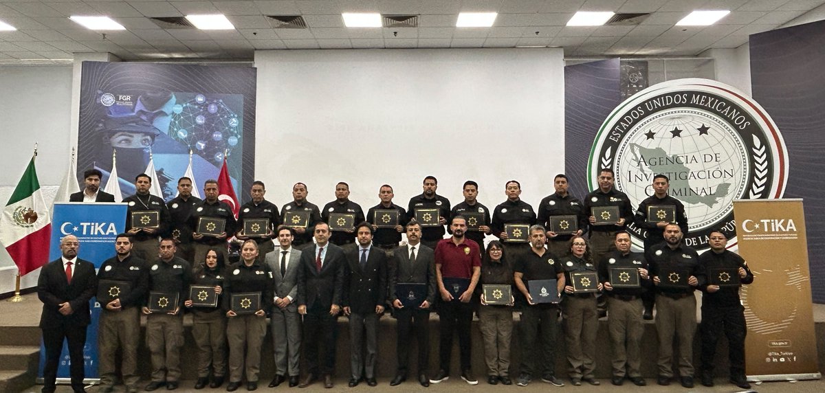 TC_MeksikaBE's tweet photo. 🇹🇷TİKA ve EGM işbirliğine Meksika Şehrinde 14-18 Eylül 2026 tarihleri arasında "Narkotik Suçlarda Havalimanlarında Risk Analizi ve Arama Teknikleri Eğitimi” düzenlendi. 
@TC_icisleri
@TIKA_Mexico
@FGRMexico https://t.co/tBqcRJRr4Y