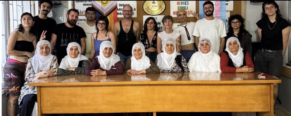 hakikatlarr's tweet photo. Kemalizmin nile yapmadığını siz yaptınız Allah sizi hiçbir zaman iktidar yüzünü gösteremez.
Siz Müslüman kürt halkından intikam alıyorsunuz siz avrupanıza güveniyorsunuz ama ne yaparsanız yspın göklerden gelen bir karar vardır.
@DEMGenelMerkezi https://t.co/U3N3pEq6r2
