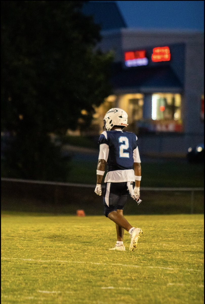301Kam_'s tweet photo. GameDay! Vs LSA @shaunalexander @CoachPippinx2 https://t.co/6Yy1glbXJt