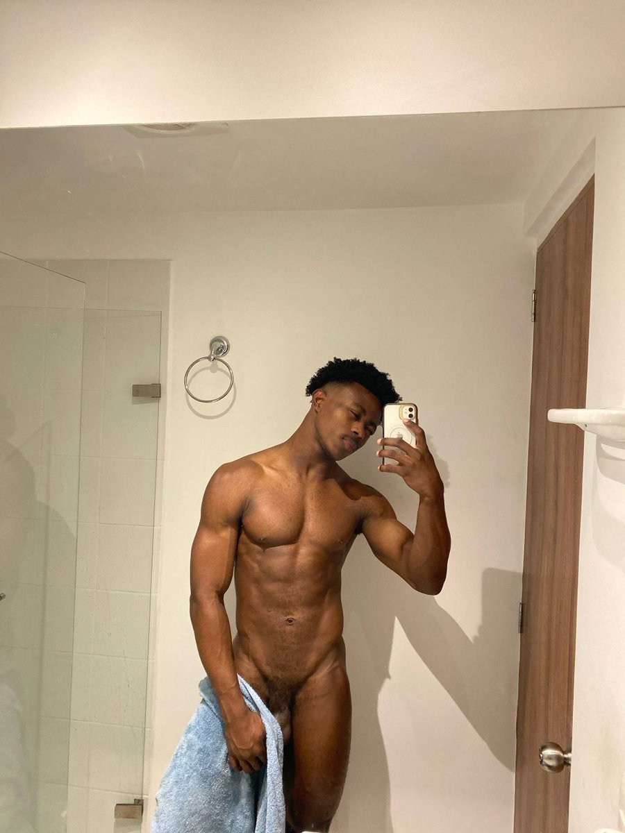 desafiohot69's tweet photo. Yoifer🔥 https://t.co/7936mONu0a