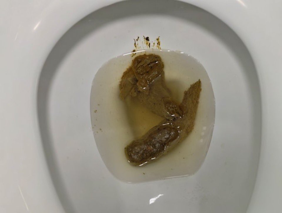 Paifornecedor's tweet photo. A próxima vai ser na sua boca otario. 
E aí vai vir d boca aberta? 🥵😈 https://t.co/4BS3vho7zm