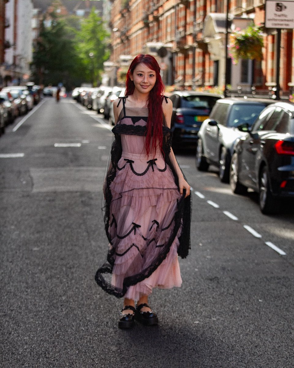 yvesupport's tweet photo. Yves @ London Fashion Week https://t.co/cCV8vc4zCr