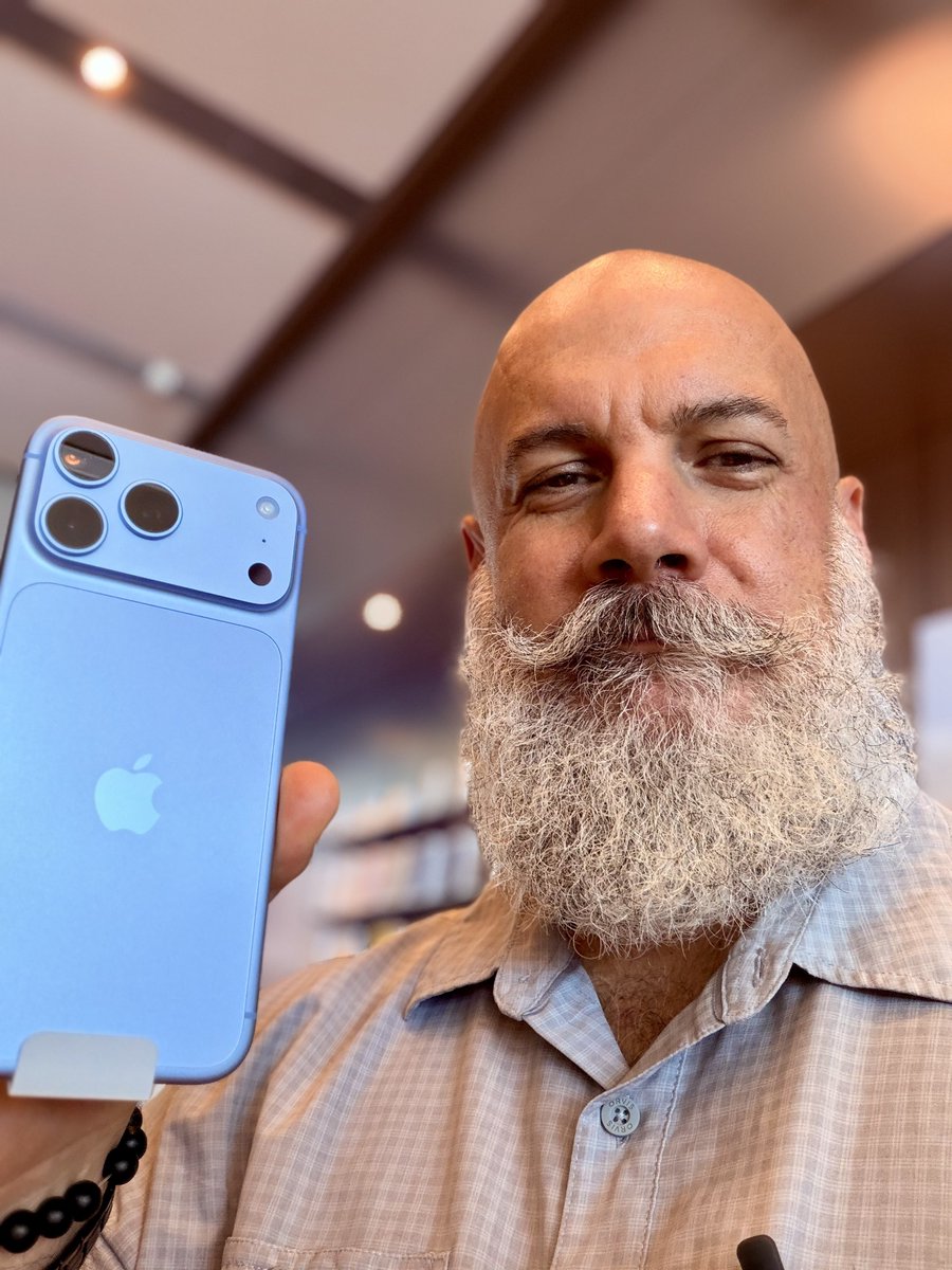 kideternity's tweet photo. 📱 iPhone launch day!
Apple Eton store in Ohio picking up my new iPhone 18 Pro Max in Glacier. Variable aperture and the new Pro camera controls to work and stepping up my mobile videography &amp; photography for both @LeggoManFilms &amp; my Elevate Visuals. 
#iPhone18ProMax #Apple https://t.co/VzZOhfn7pL