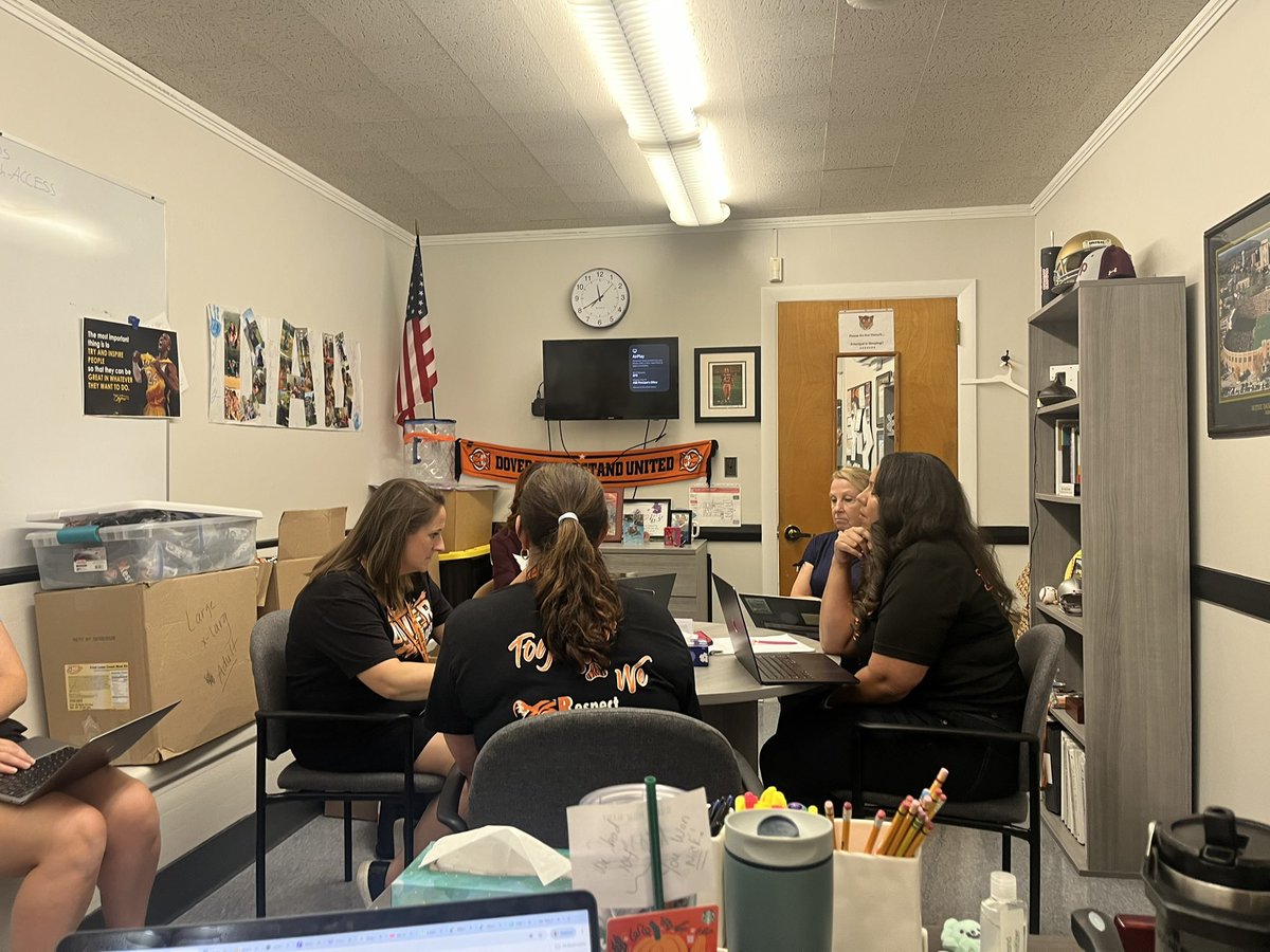 jchuy15's tweet photo. Thank you, Michelle Lockwood, for partnering with @Nick_EdwardsEDU &amp; @AcademyStreetES to strengthen our MTSS process! Leveraging our ScIP, SCCT, PBIS &amp; I&amp;RS teams to build systems for tiered support in academics, behavior &amp; attendance is moving us in a great direction! @LJaime13 https://t.co/swmBzfFbZK