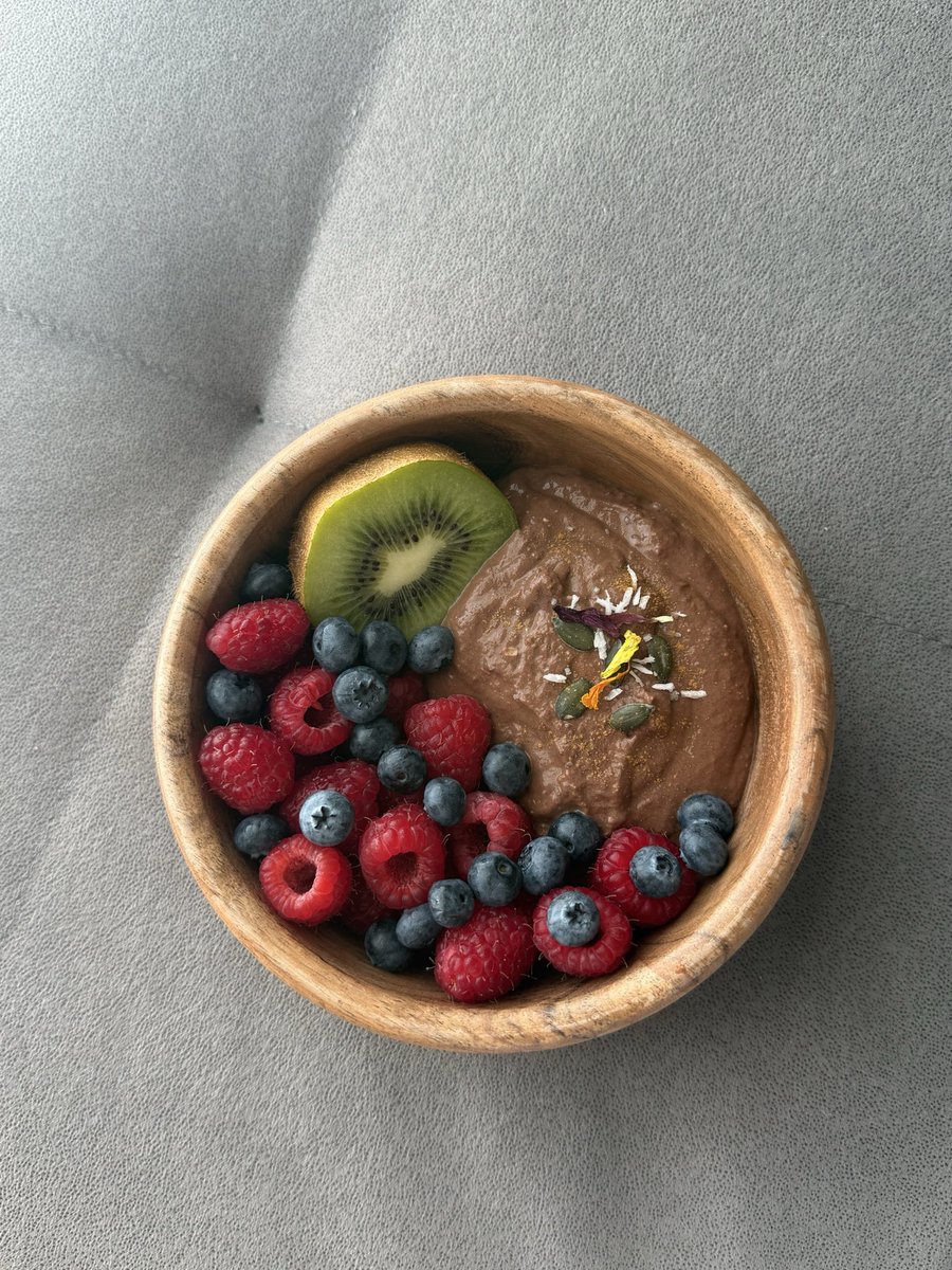 pinkcvpcake's tweet photo. #wieiad 
~502 kcal + 15k steps
why is it so awkward to bring lunch to school 
#edrtwt https://t.co/yb7ie4jsBg