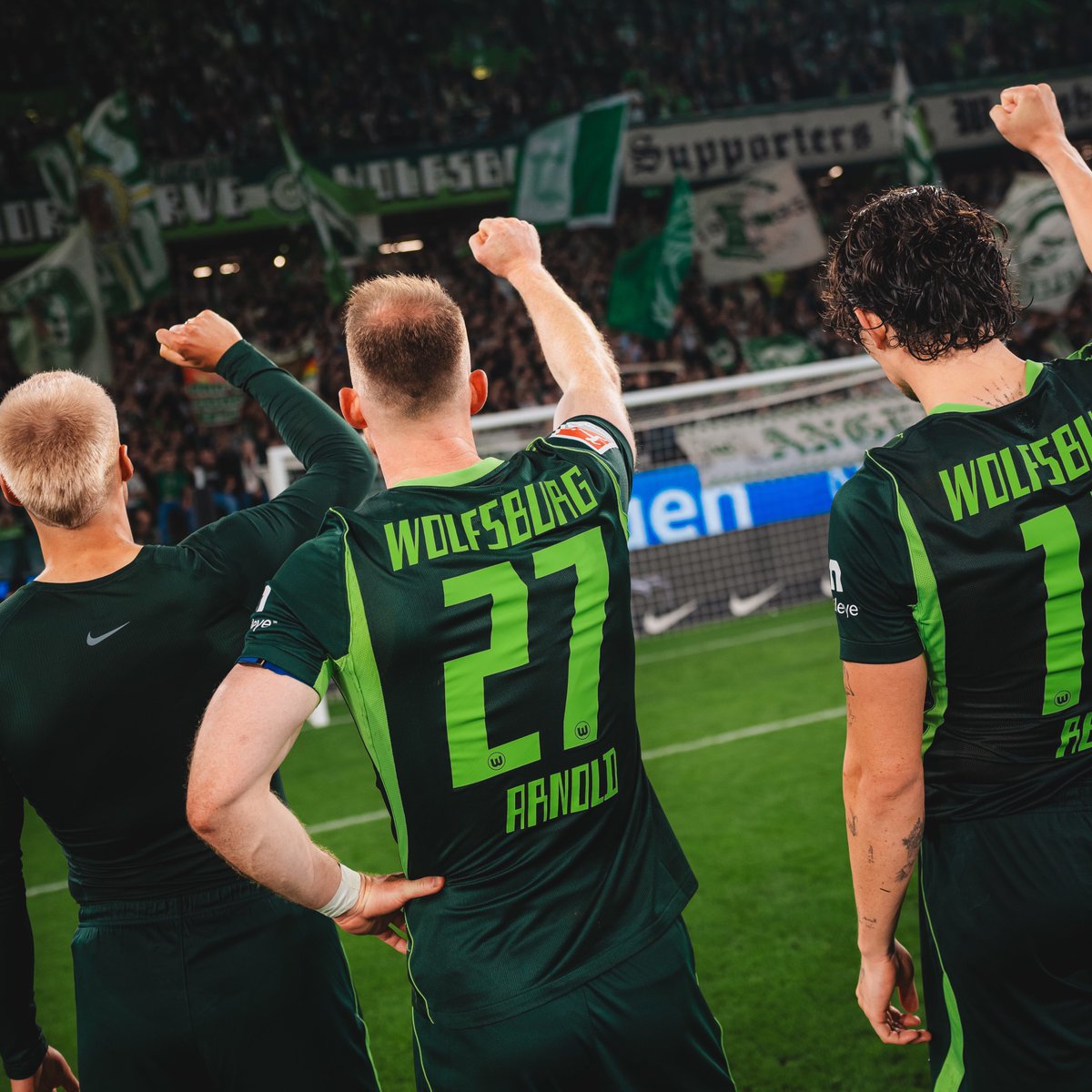 VfLWolfsburg_ES's tweet photo. Jornada 6, ¡goleada en el Volkswagen Arena!
🐺📸
#VfLWolfsburg #WOBSVD https://t.co/iRAyGqX0Rt