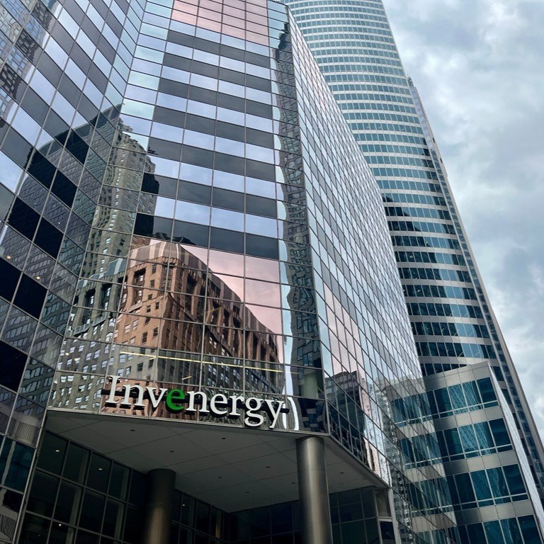 InvenergyLLC's tweet photo. Since our founding 25 years ago in the city of Chicago, we've partnered with many of the incredible cultural staples of our hometown as proof of our ongoing commitment and appreciation to the city⚡@shedd_aquarium @Cubs @UChicago @msichicago @ChicagoScholars @FoodDepository https://t.co/gtF3iB21X6