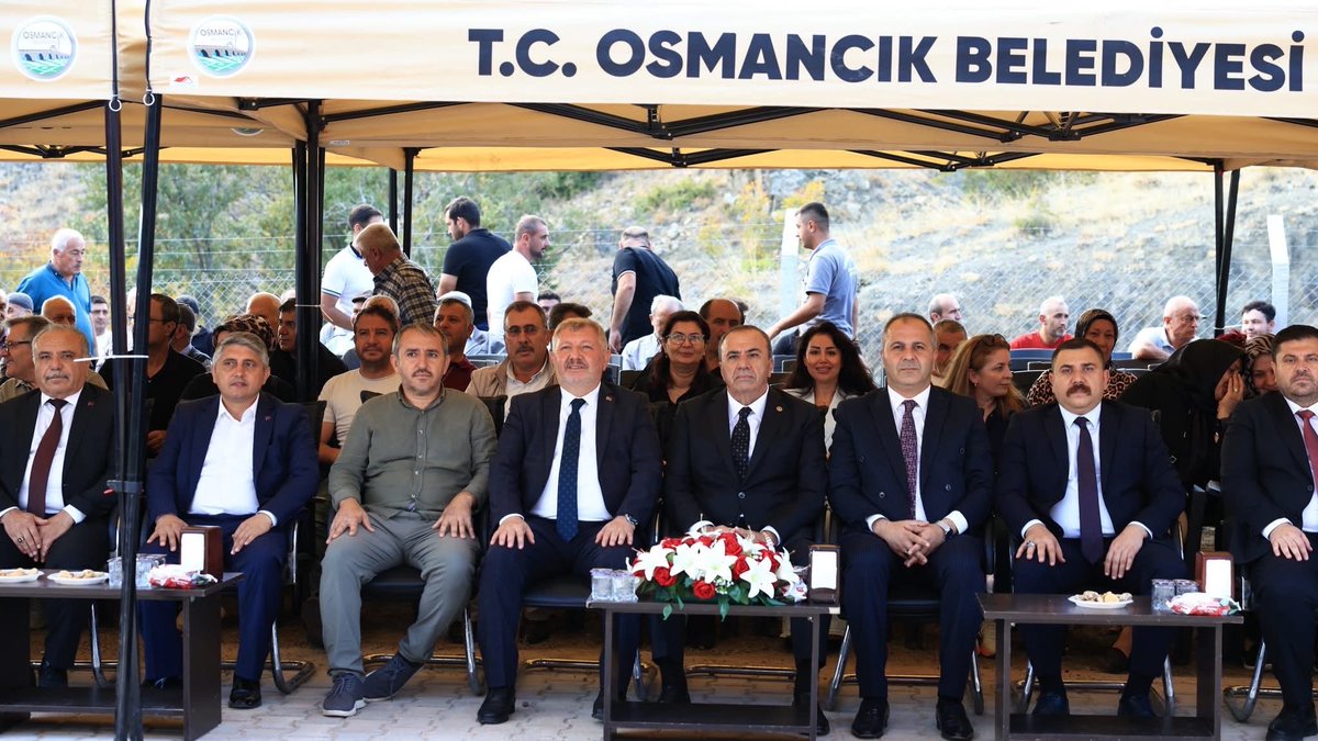 dalyan_abdullah's tweet photo. Osmancık’ımızın altyapısına ve geleceğine değer katacak önemli bir yatırım olan İçme Suyu Arıtma Tesisimizin açılış programına katılım sağladım.

Programa; MHP Genel Sekreter Yardımcımız ve Çorum Milletvekilimiz Sayın Vahit Kayrıcı, MHP Çorum İl Başkanımız Sayın Mehmet İhsan Çıplak, Osmancık Belediye Başkanımız Sayın Ahmet Gelgör, Dodurga Belediye Başkanımız Sayın İsmail Çetinkaya, Ülkü Ocakları ilçe başkanlarımız, MHP ilçe başkanlarımız, Belediye ve İl Genel Meclisi Üyelerimiz, Belediye Başkan Yardımcılarımız, muhtarlarımız ve kıymetli hemşehrilerimiz katılım sağladı.

İçme Suyu Arıtma Tesisimizin ilçemize kazandırılmasında başta Liderimiz Sayın Dr. Devlet Bahçeli olmak üzere; MHP Genel Sekreter Yardımcımız ve Çorum Milletvekilimiz Sayın Vahit Kayrıcı’ya, MHP Çorum İl Başkanımız Sayın Mehmet İhsan Çıplak’a, Osmancık Belediye Başkanımız Sayın Ahmet Gelgör ve ekibine ve emeği geçen herkese teşekkür ediyorum.

Osmancık’ımızın bugününe hizmet edecek, yarınlarına ise güçlü bir altyapı bırakacak İçme Suyu Arıtma Tesisimizin ilçemize ve tüm hemşehrilerimize hayırlı uğurlu olmasını diliyorum.
