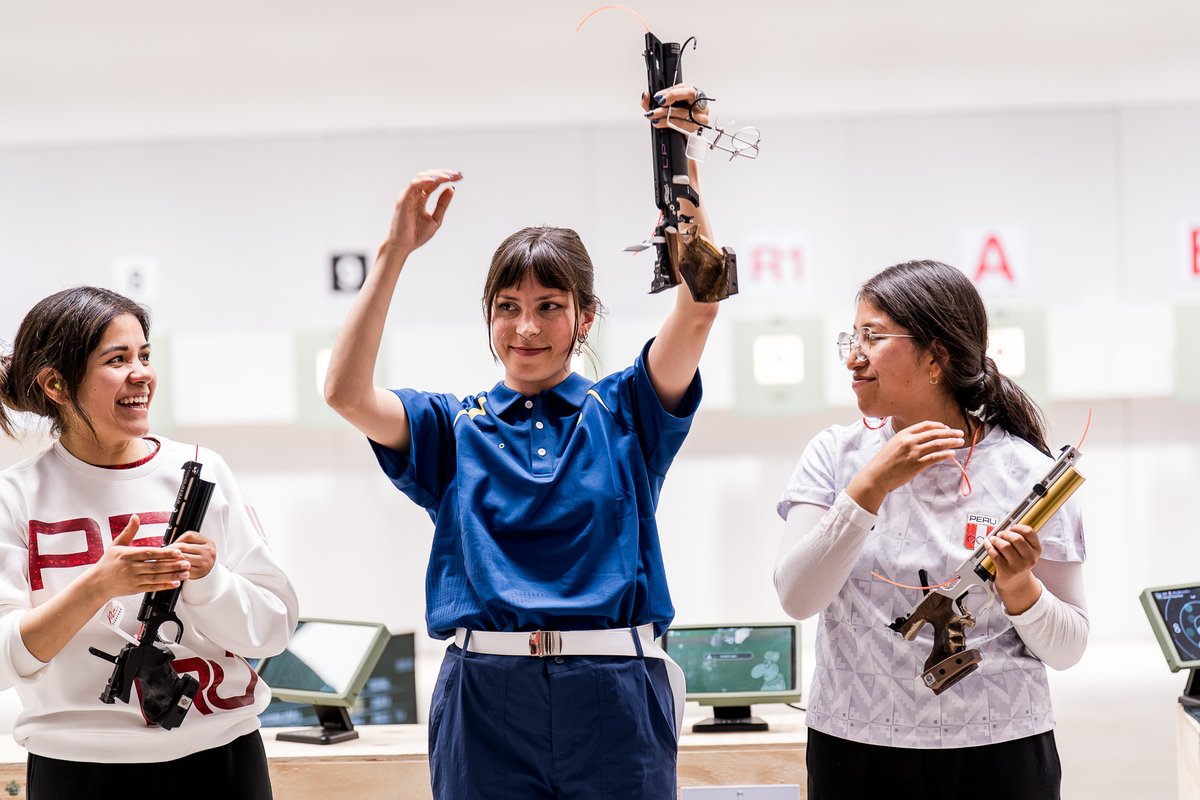 pbenitezuy's tweet photo. #JuegosOdesur
#tiro
Julieta Mautone
2018🏅en Cochabamba en pistola de aire 10 m
Mayo 2019: récord MUNDIAL junior en fase de clasificación
Julio 2019: récord PANAMERICANO en fase de clasificación
...Retiro temporal...
2026: récord de clasificación en Juegos Odesur
y ORO 🥇#crack https://t.co/bmIPKgKEDf