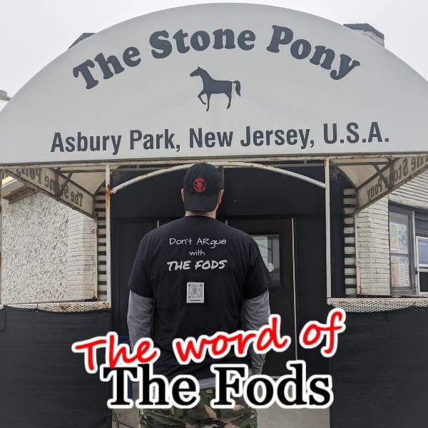 IndyLiveRadio's tweet photo. #tunein to Rob Critchley for tonight’s The Word of The Fods 9-11pm looking at new #indiemusic & #artists even some #classics you might even hear some choons from @TheFodsBand #joinin with Rob from 9pm https://t.co/KWoc0delQQ