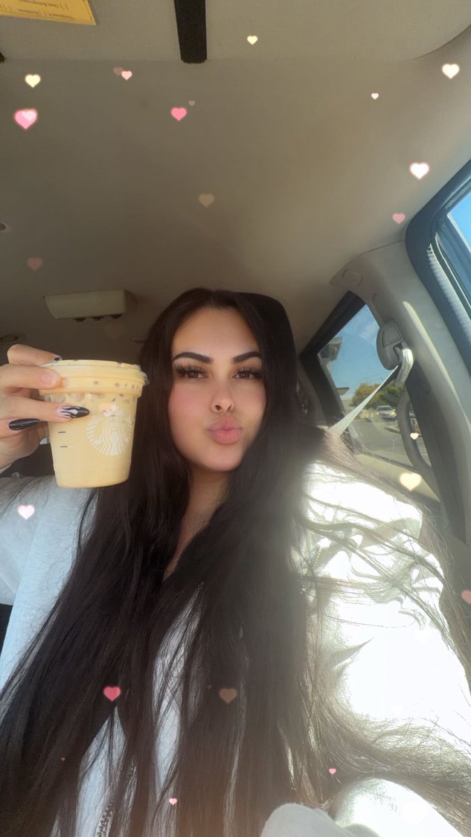 Kayybb2's tweet photo. Pretty girls get what they want 😈😛 https://t.co/nQnlvjwXUT