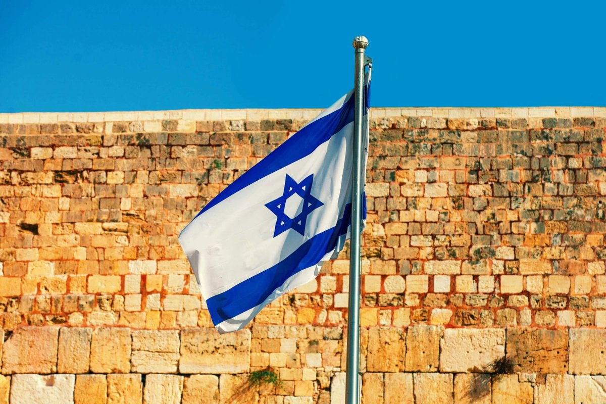 StatCruxReport's tweet photo. Texas's State Board of Education adopted new high school social studies standards to TEKS, the curriculum requirements that dictate what teachers must teach, (approved Sept. 4, 2026, taking effect 2030–31) 

It requires teaching ancient Israel/the Israelites and Israel's 1948 founding "in the ancestral homeland of the Jews."